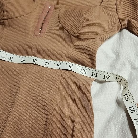 NWOT ASTR BODY CON RIBBED HOOK AND EYE FRONT BLUSH PINK LIGHTLY PADDED D… - Picture 9 of 12